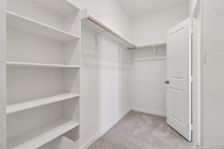 Spacious, unfurnished interior of a new home in Summerlin: Eventide Collection, San Antonio (Image 23).