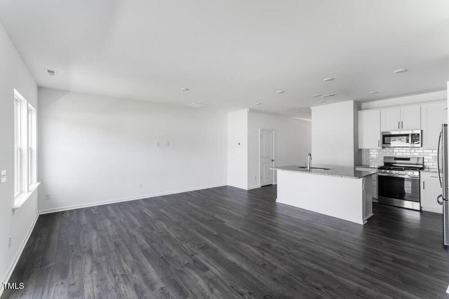 hj-tx-raleigh-magnolia-townes-magnolia-l hj-tx-raleigh-magnolia-townes-magnolia-l