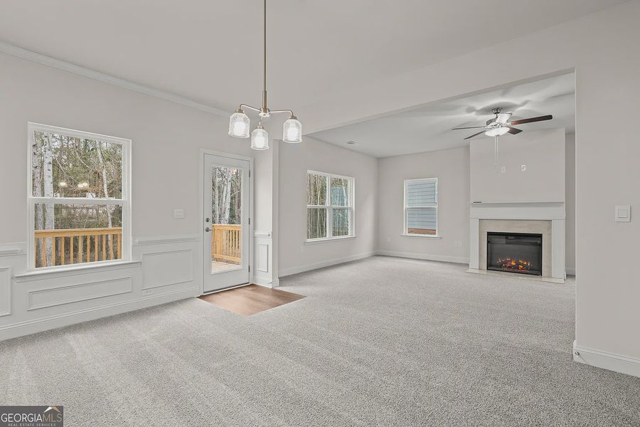 Spacious, unfurnished interior of a new home in Canterbury Villas, Carrollton (Image 24).