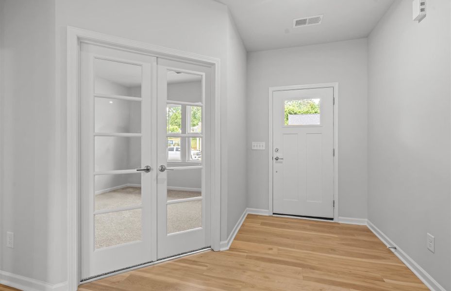 Spacious, unfurnished interior of a new home in Indigo Park, Easley (Image 21).