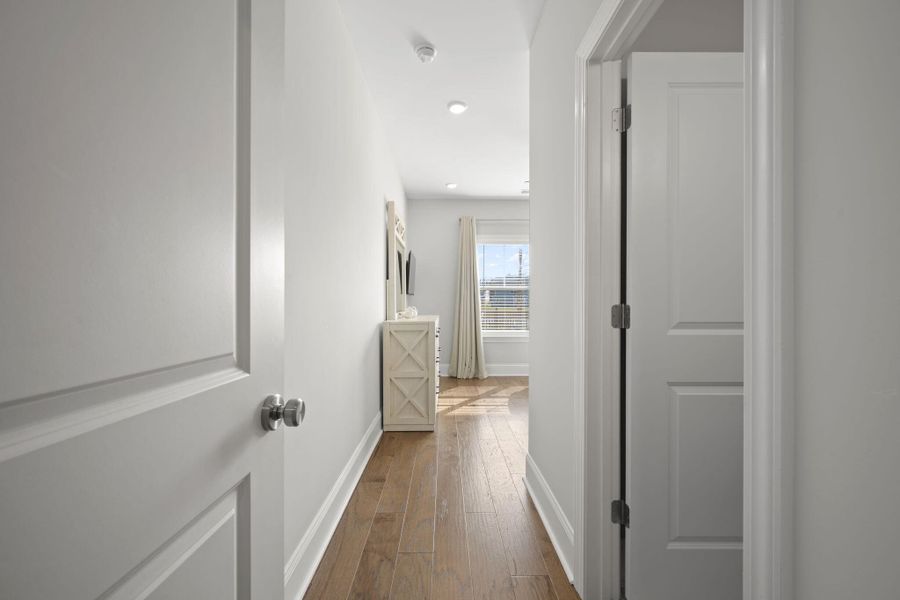 Image 50 of a home in .