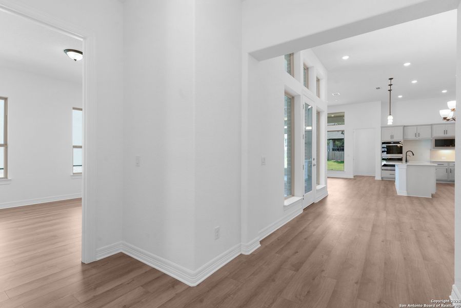 Spacious, unfurnished interior of a new home in Ranches at Creekside, Boerne (Image 33). Spacious, unfurnished interior of a new home in Ranches at Creekside, Boerne (Image 33).