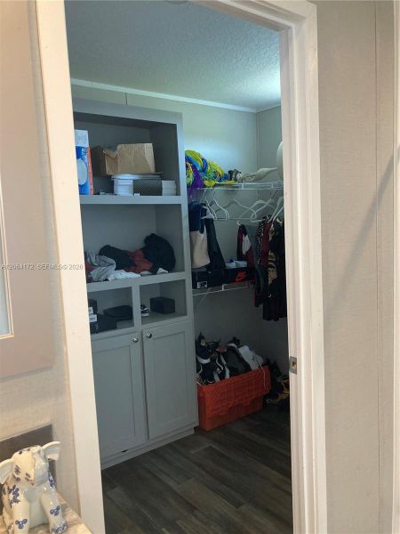 primary walk in closet