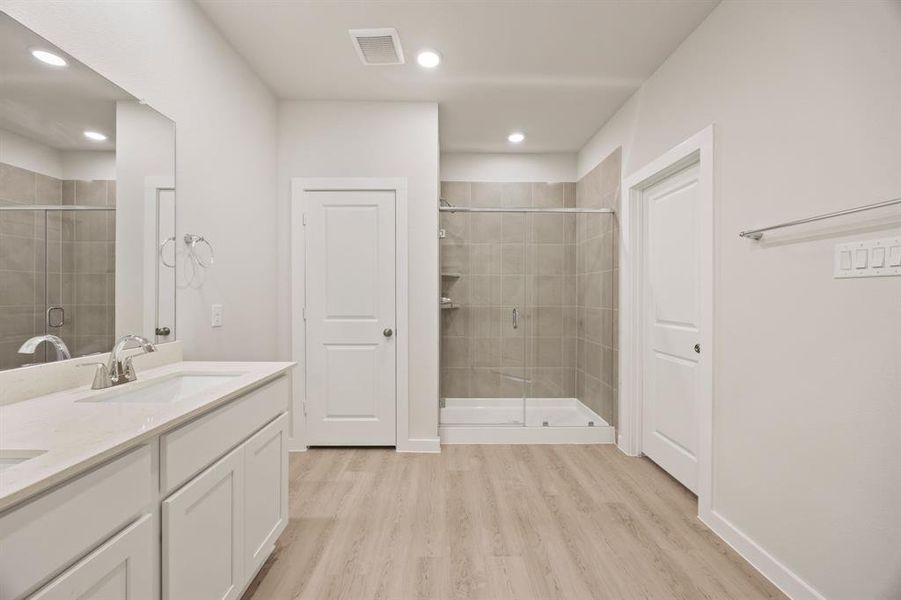Furnished interior view inside a new home in Summerwood Estates, Red Oak (Image 8).