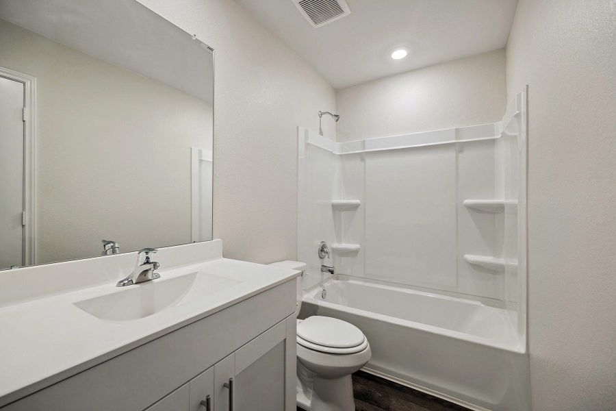 Furnished interior view inside a new home in Pinewood Trails, Cleveland (Image 10).