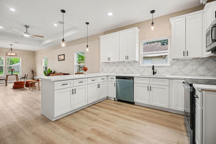 Furnished interior view inside a new home in , La Marque (Image 8).