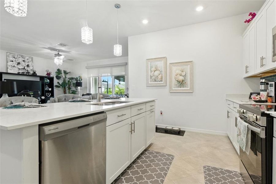 Furnished interior view inside a new home in , Venice (Image 27).