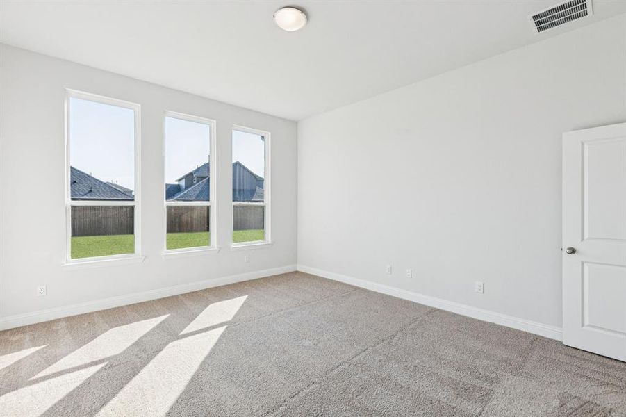 Spacious, unfurnished interior of a new home in AnaCapri, Anna (Image 12). Spacious, unfurnished interior of a new home in AnaCapri, Anna (Image 12).