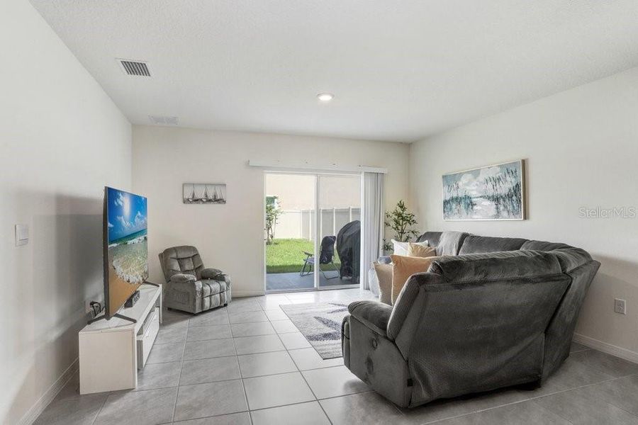 Furnished interior view inside a new home in Epperson, Wesley Chapel (Image 30).