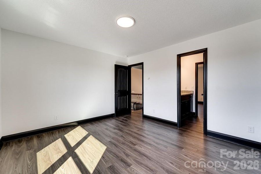 Spacious, unfurnished interior of a new home in , Franklin (Image 36).