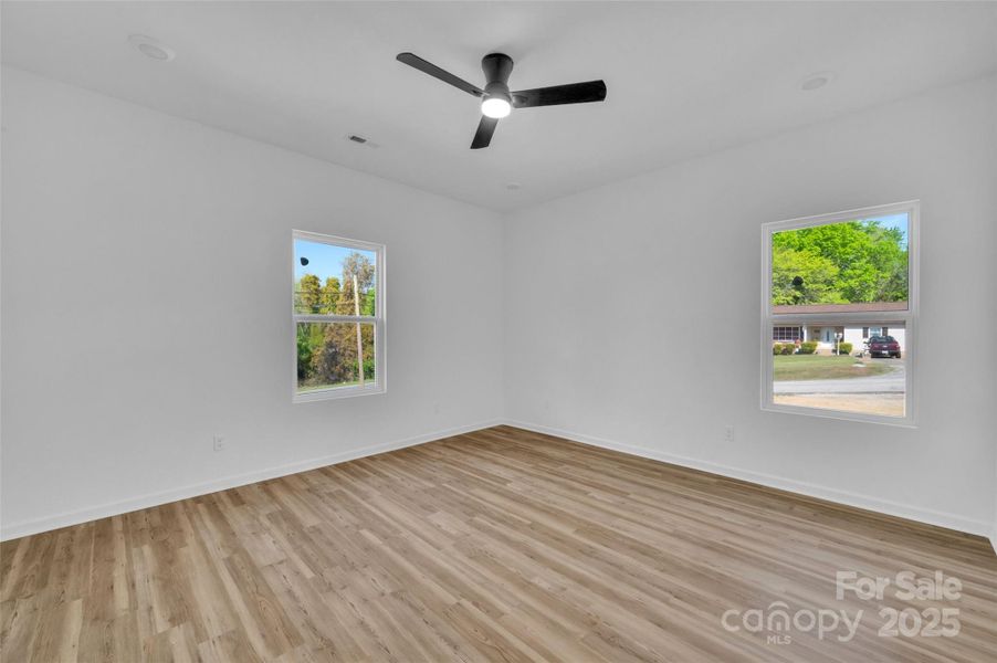 Spacious, unfurnished interior of a new home in , Chester (Image 10).