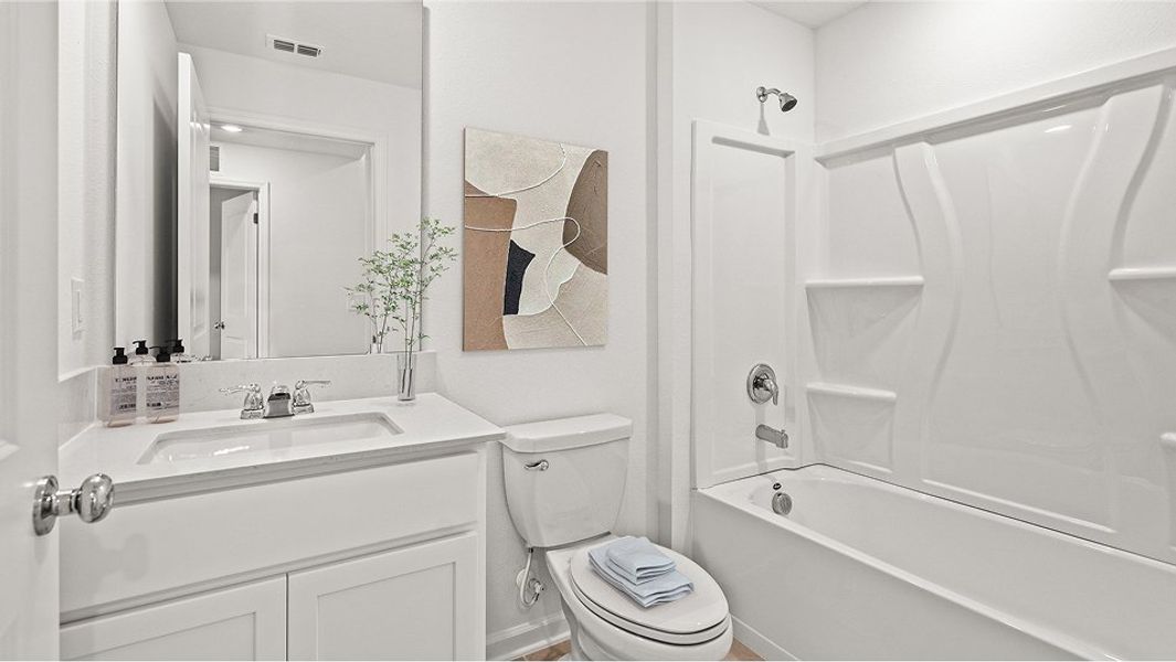 Florida CORE L002 Belmont Bath2 F1 Base3 4 21 25