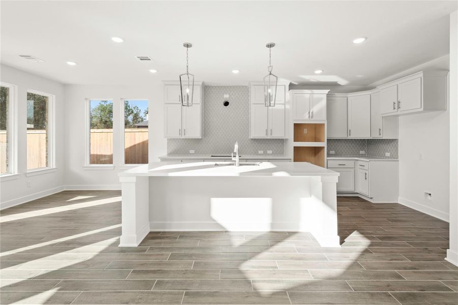 Furnished interior view inside a new home in Kresston - 65', Montgomery (Image 10).