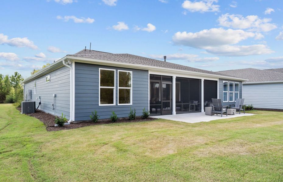 Representative exterior details of a home built from the Stardom by Del Webb in Del Webb Wilmington at Mallory Creek, Leland (Image 3). Representative exterior details of a home built from the Stardom by Del Webb in Del Webb Wilmington at Mallory Creek, Leland (Image 3).