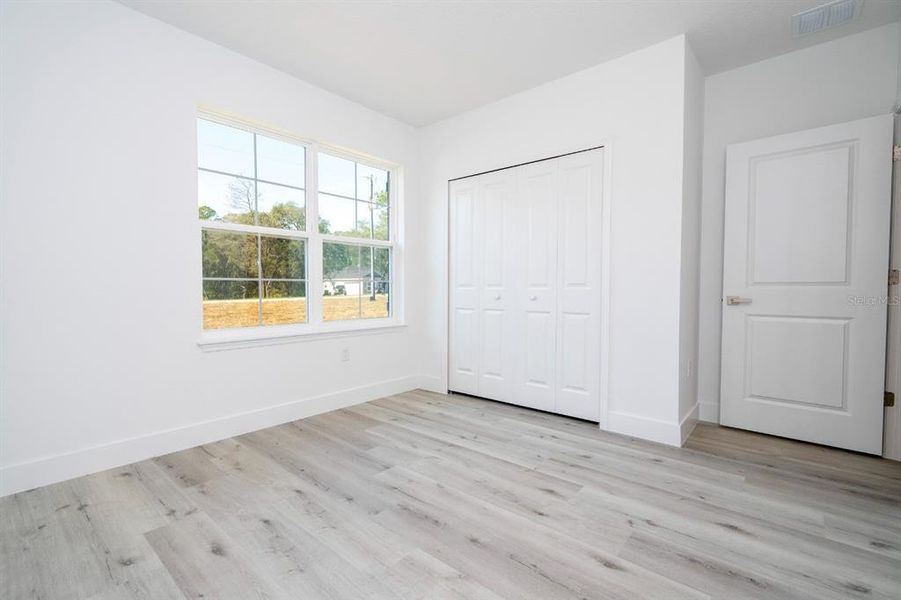 Spacious, unfurnished interior of a new home in , North Port (Image 30).