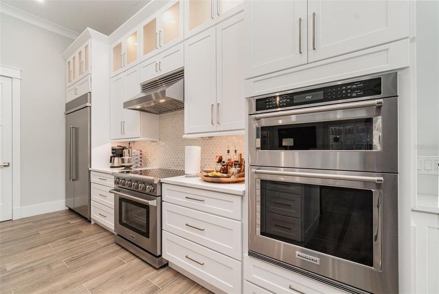 Furnished interior view inside a new home in , Cape Coral (Image 42).
