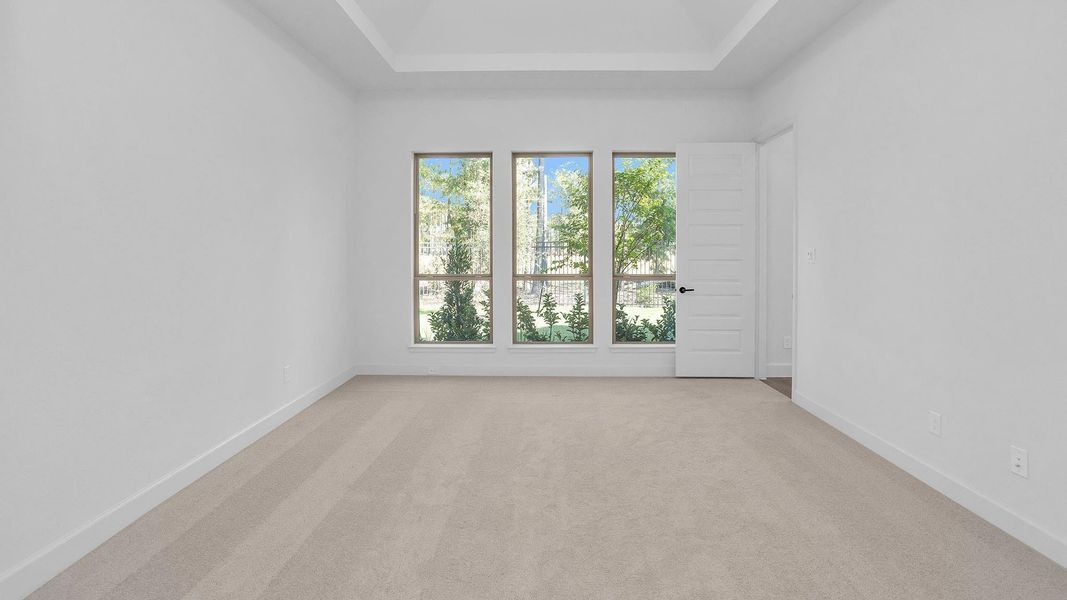 Spacious, unfurnished interior of a new home in The Highlands 65', Porter (Image 14).