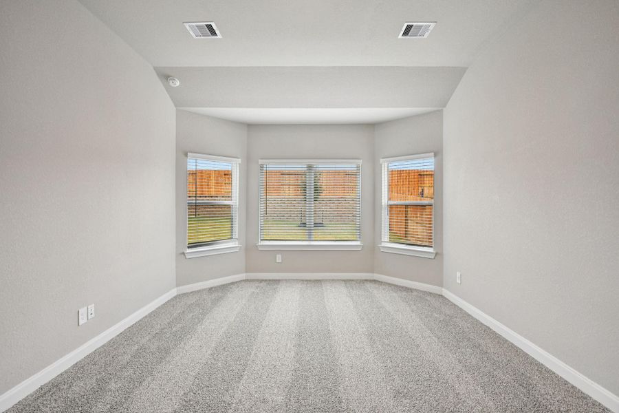 Spacious, unfurnished interior of a new home in , Montgomery (Image 41).