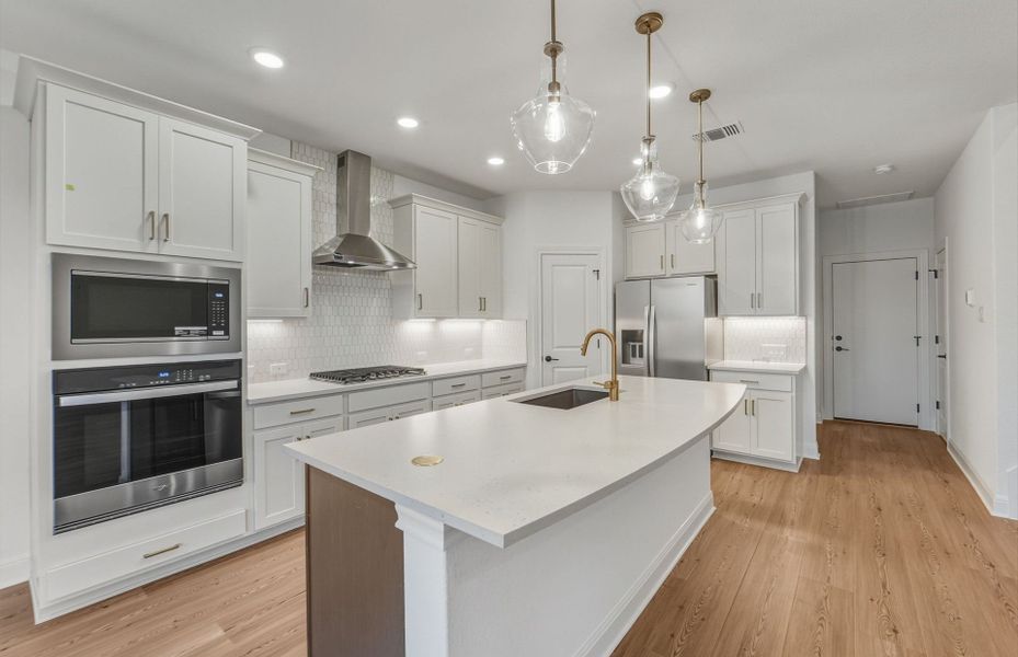 Furnished interior view inside a new home in Horizon Lake, Leander (Image 13).