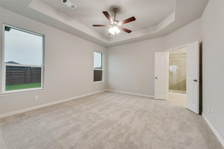 Spacious, unfurnished interior of a new home in Northstar, Haslet (Image 8).