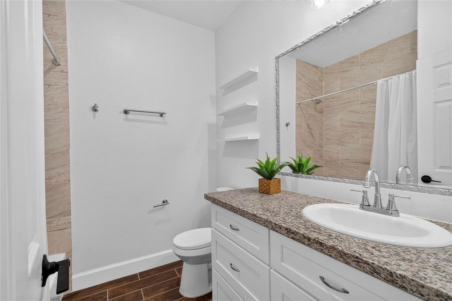 Furnished interior view inside a new home in , Houston (Image 8). Furnished interior view inside a new home in , Houston (Image 8).
