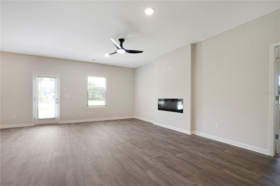 Spacious, unfurnished interior of a new home in Conner Springs, Social Circle (Image 18).