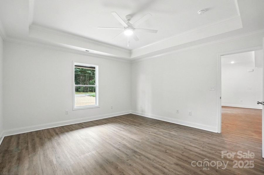 Spacious, unfurnished interior of a new home in , York (Image 24).
