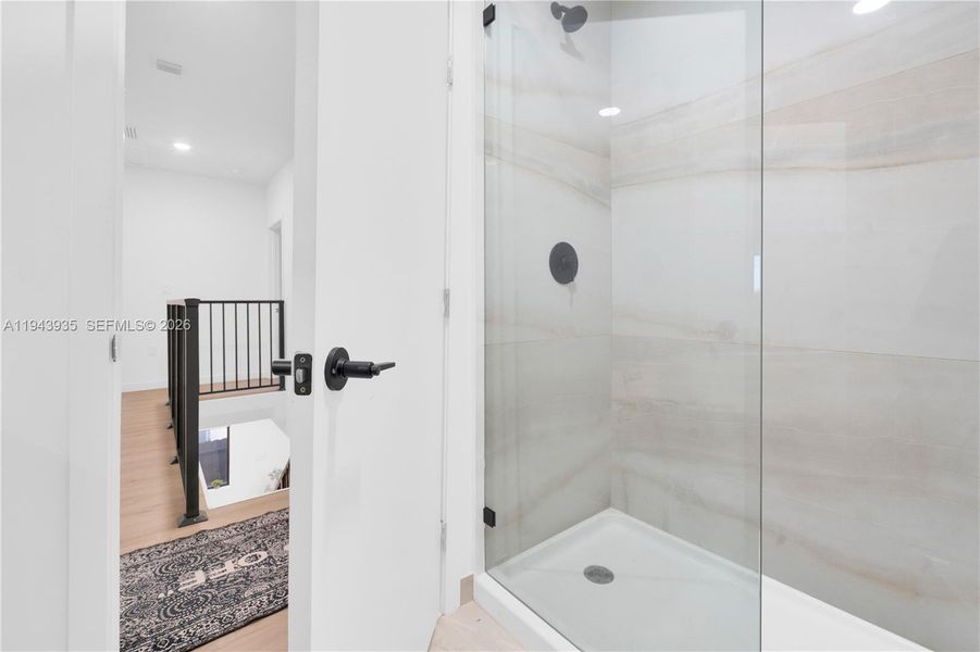 Image 44 of a home in .