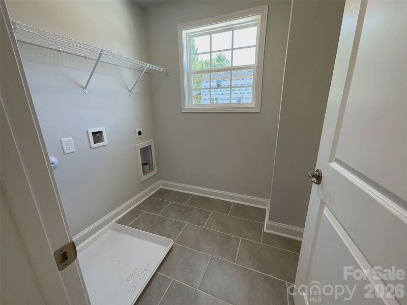 Spacious, unfurnished interior of a new home in Lauren Pines, York (Image 15).