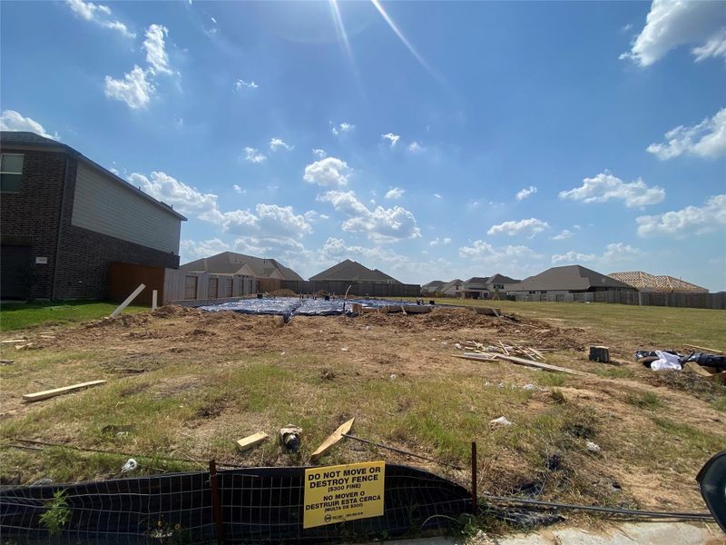 Image 18 of a home in Sunterra.