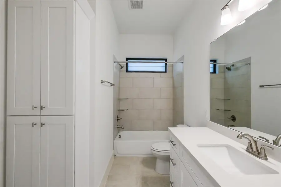Furnished interior view inside a new home in Timbergrove Trails, Houston (Image 6).