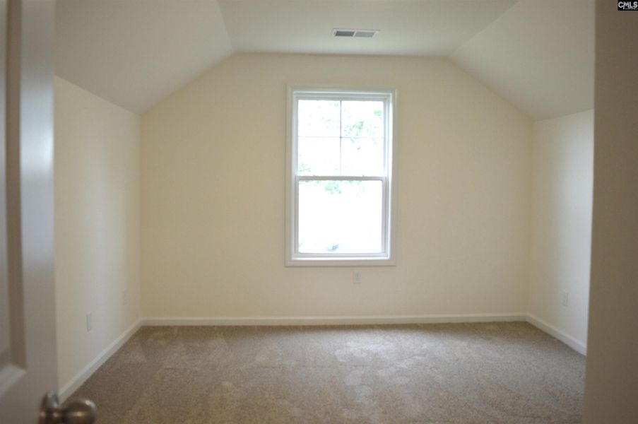 Spacious, unfurnished interior of a new home in Bickley Station, Irmo (Image 26).