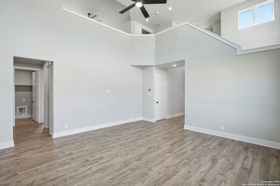 Spacious, unfurnished interior of a new home in Esperanza – New Phase Now Selling, Boerne (Image 33). Spacious, unfurnished interior of a new home in Esperanza – New Phase Now Selling, Boerne (Image 33).