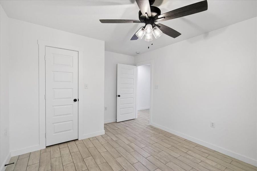 Spacious, unfurnished interior of a new home in , Gun Barrel City (Image 13). Spacious, unfurnished interior of a new home in , Gun Barrel City (Image 13).