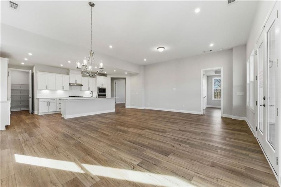 Spacious, unfurnished interior of a new home in Cresswind Georgia at Twin Lakes, Hoschton (Image 28).