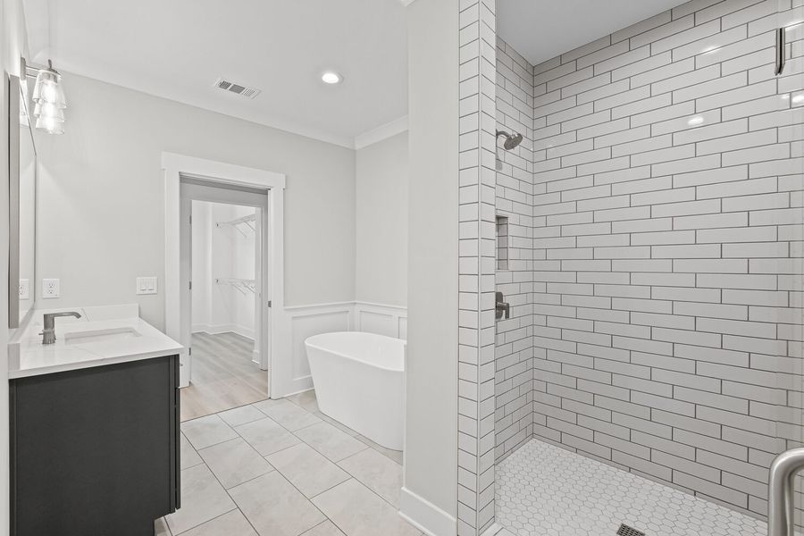 Furnished interior view inside a new home in Devin's Shire, Kennesaw (Image 7).