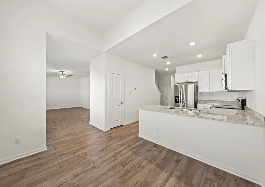 The dining room and adjoining family room