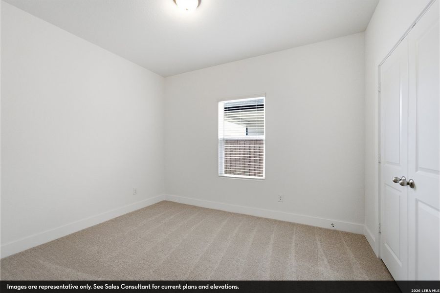 Spacious, unfurnished interior of a new home in Garden Grove, San Antonio (Image 14).