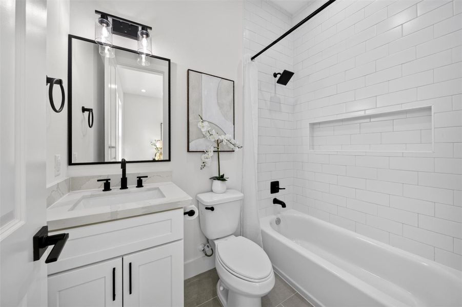 Furnished interior view inside a new home in , Houston (Image 12).