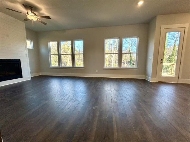 Spacious, unfurnished interior of a new home in Red Bird Manor, Jefferson (Image 22). Spacious, unfurnished interior of a new home in Red Bird Manor, Jefferson (Image 22).