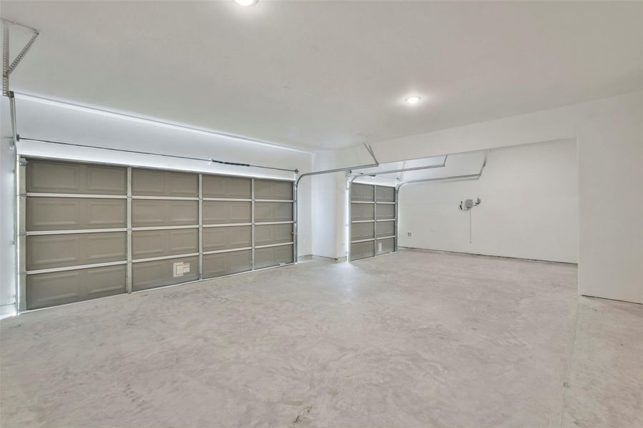 Image 38 of a home in Kings Mill. Image 38 of a home in Kings Mill.