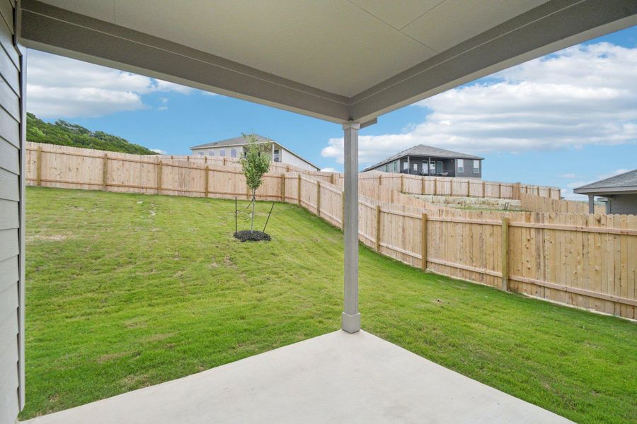 Exterior details and patio area of a home in Clayton Ranch, Copperas Cove (Image 4).