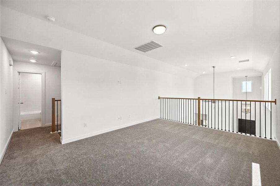 Spacious, unfurnished interior of a new home in Talia, Mesquite (Image 12).