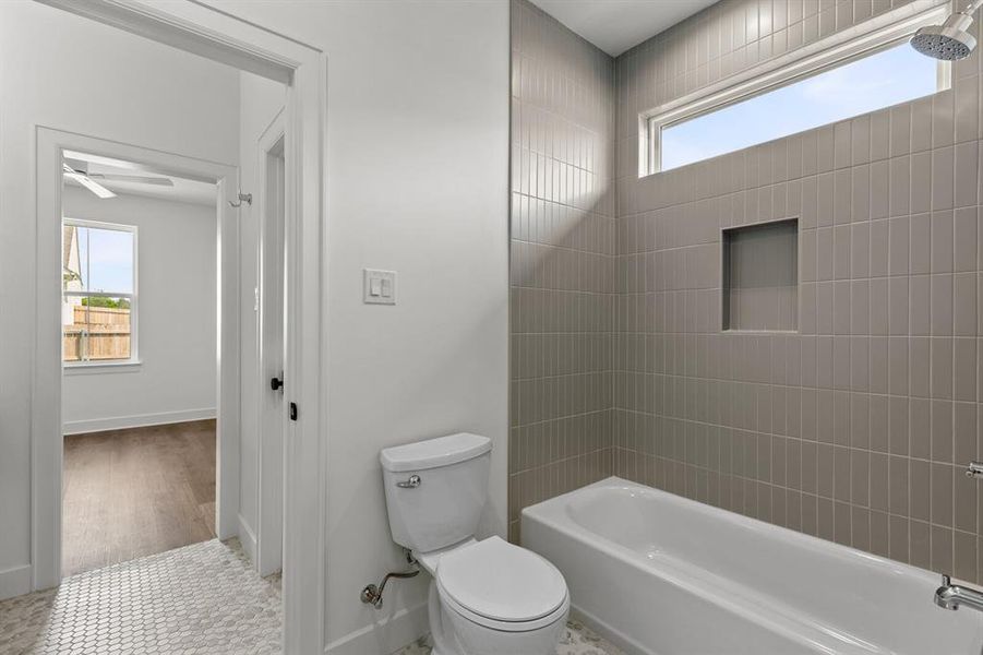 Furnished interior view inside a new home in , Robinson (Image 31).