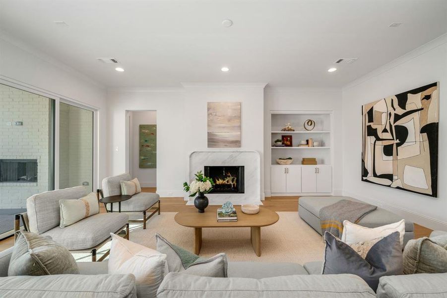 Furnished interior view inside a new home in , Dallas (Image 9). Furnished interior view inside a new home in , Dallas (Image 9).