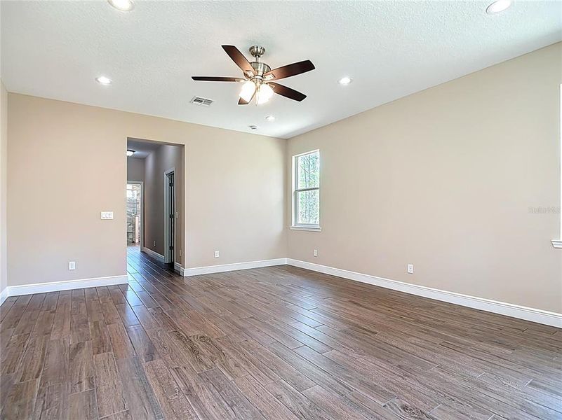 Spacious, unfurnished interior of a new home in , Orlando (Image 46). Spacious, unfurnished interior of a new home in , Orlando (Image 46).