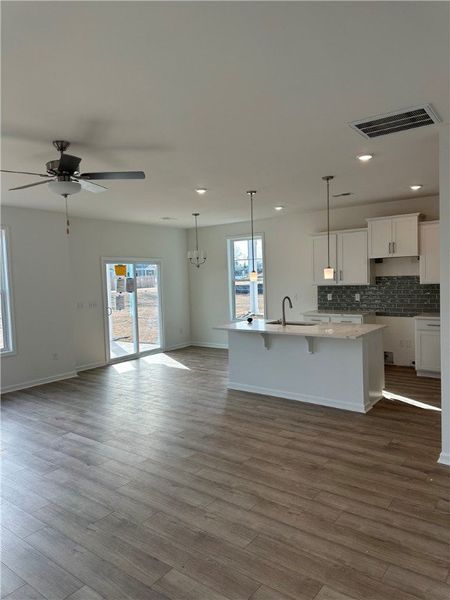 Spacious, unfurnished interior of a new home in Brownstone Park, Easley (Image 7). Spacious, unfurnished interior of a new home in Brownstone Park, Easley (Image 7).