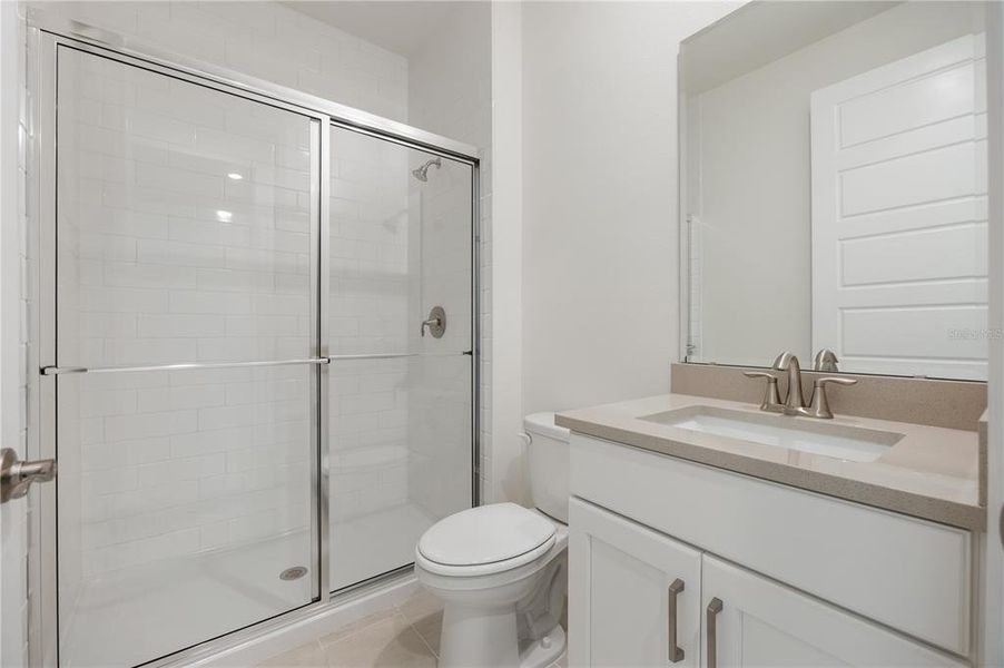 Furnished interior view inside a new home in Lakes of Mount Dora, Mount Dora (Image 9).