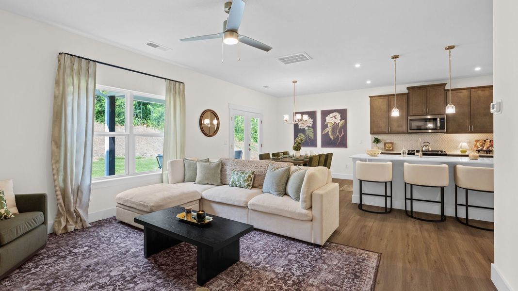 Furnished interior view inside a new home in Lone Oaks Farm, Cleveland (Image 20).