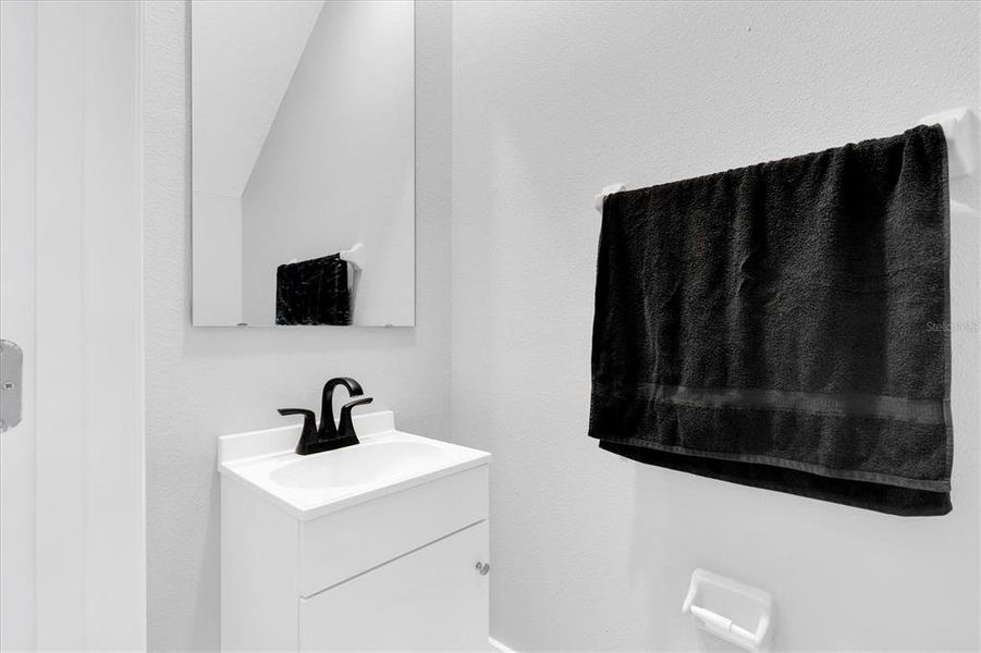 Image 27 of a home in .